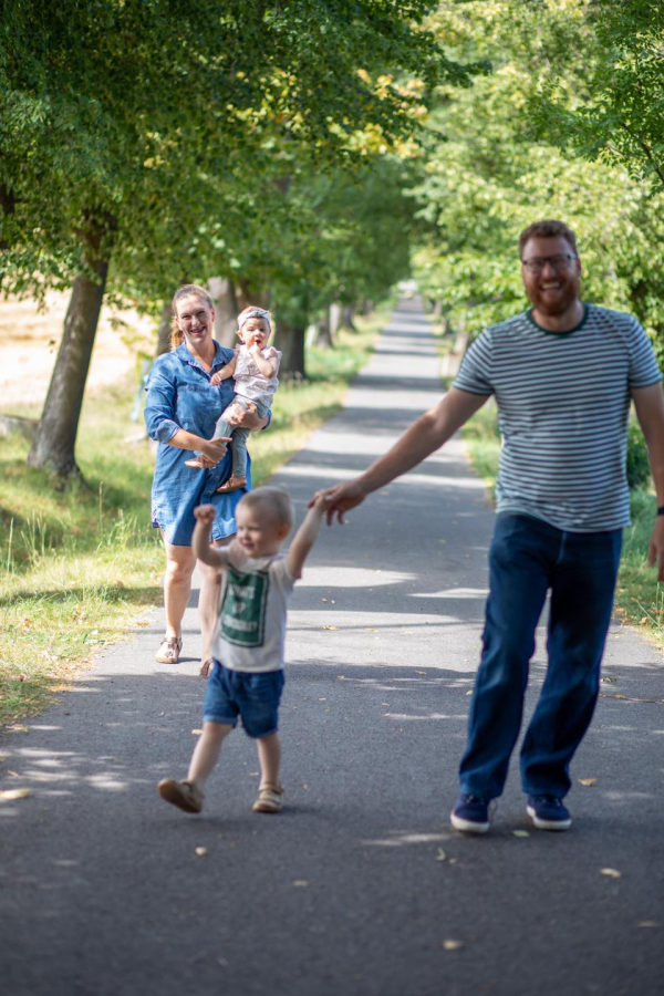 rodnná fotografie v aleji johanky v rožmitále